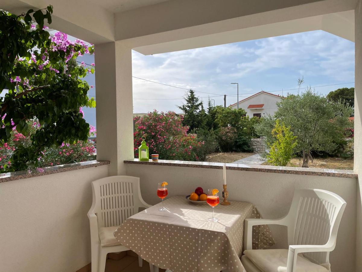 Novalja Apartments By Nena Exterior foto